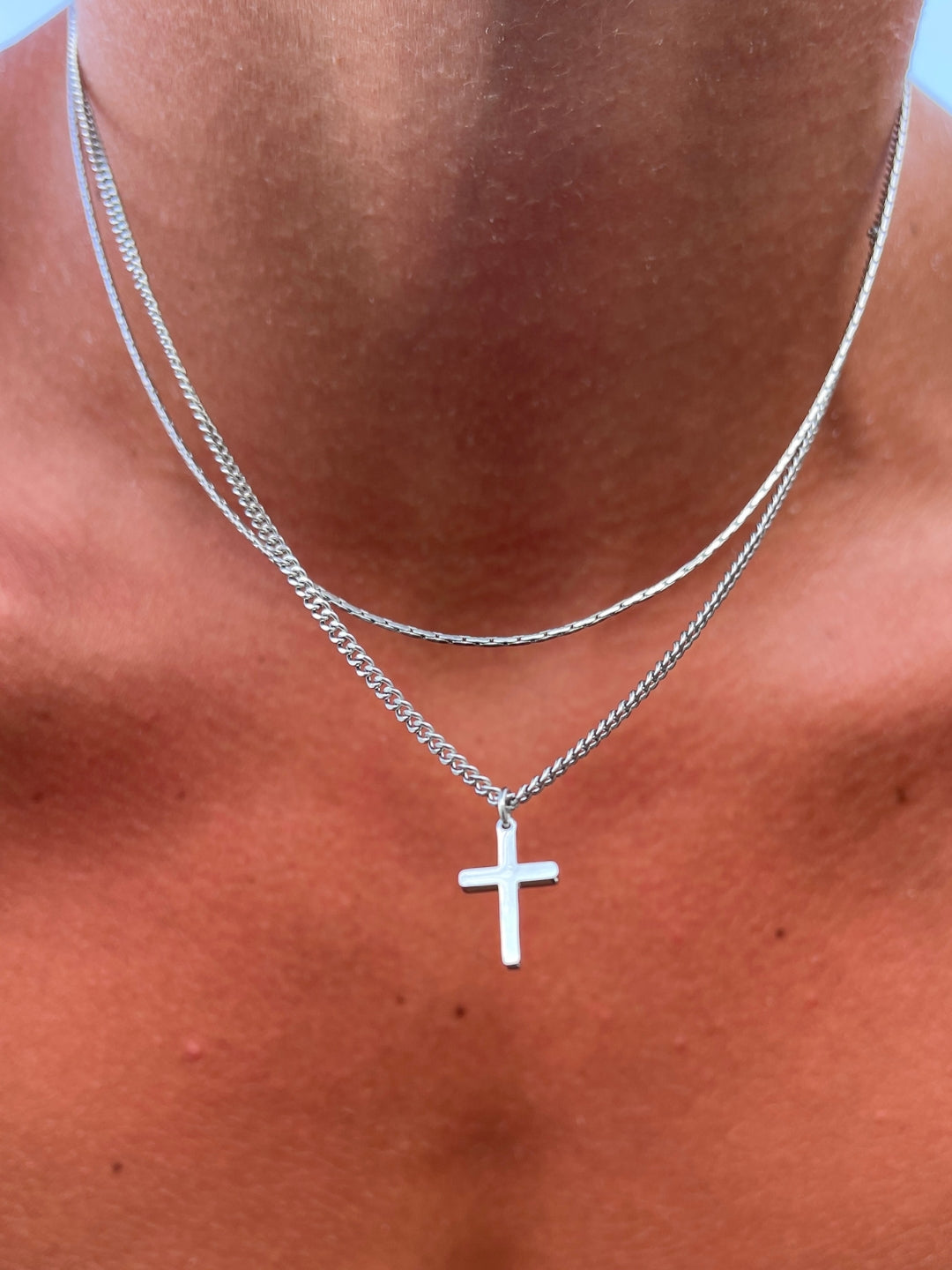 Collar con cruz | Plata
