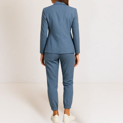 Carol™ | Elegancia moderna en un conjunto cómodo