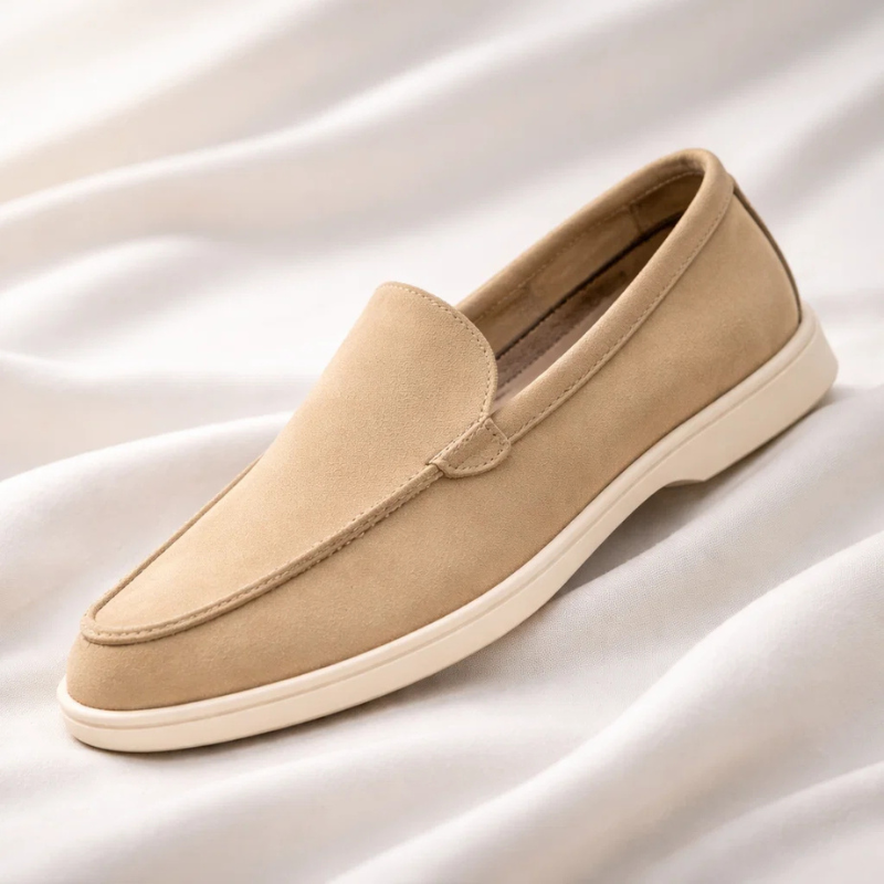 Elegantes mocasines de ante