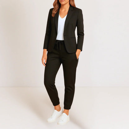Carol™ | Elegancia moderna en un conjunto cómodo