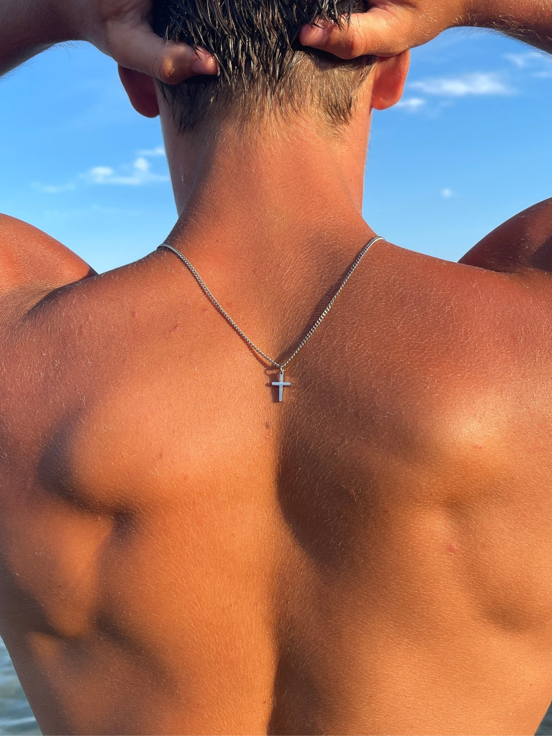 Collar con cruz | Plata