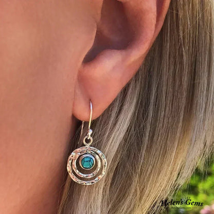 Saturno™ | Pendientes boho en turquesa y dorado