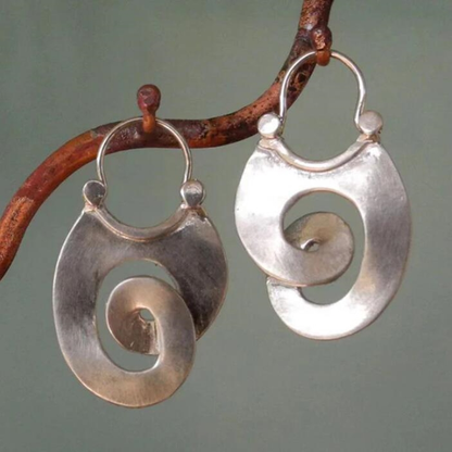 Silvia™ | Pendientes vintage en espiral plateada