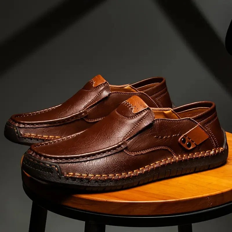 Piel de becerro transpirable. Zapatos de piel clásicos y cómodos para hombre