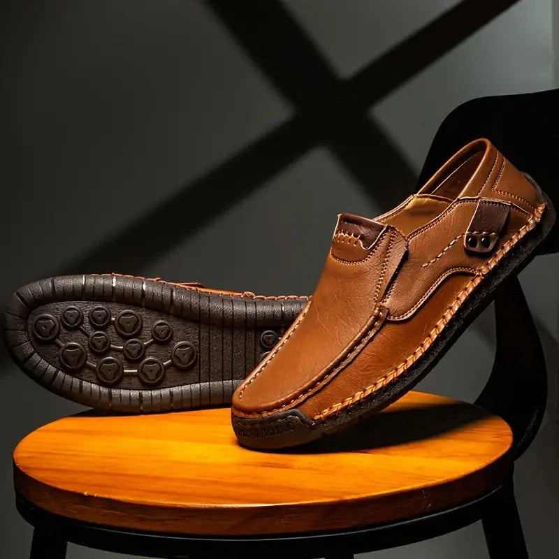 Piel de becerro transpirable. Zapatos de piel clásicos y cómodos para hombre