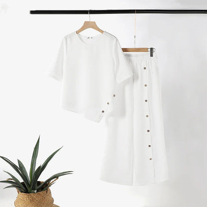 Conjunto casual elegante con top asimétrico y pantalón de corte amplio